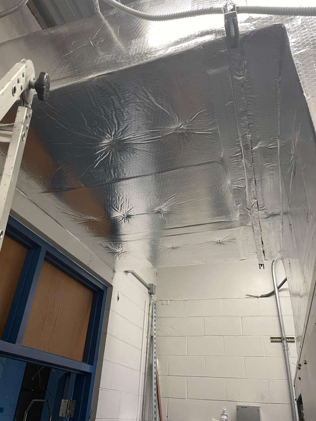 Foil faced wrap on rectangular duct